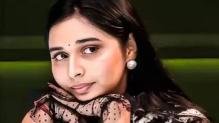 Internet Erupts with Trend One Woman Army Tanya