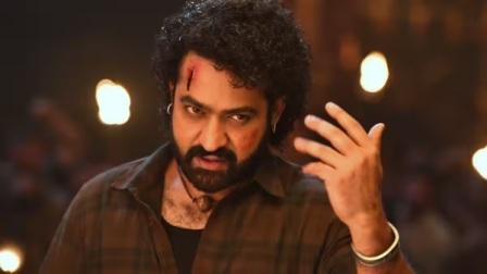 Jr NTR Halts Dragon Shoot Asks Prashanth Neel to Rework Script After ‘War 2’ Setback 2 Jr NTR Halts Dragon Shoot Asks Prashanth Neel