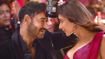 Ajay Devgn and Rakul Preet Singh Starrer De De Pyaar De 2