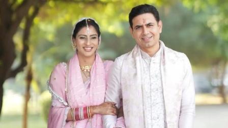 Ashlesha Savant and Sandeep Baswana Tie the Knot After 23 Years of Togetherness 2 Ashlesha Savant and Sandeep Baswana Tie the Knot After 23 Years