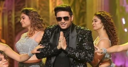 Farah Khan Declares Gaurav Khanna a Potential Winner of Bigg Boss 19