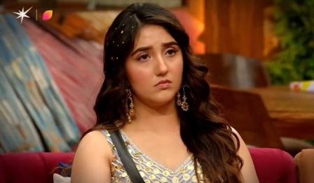 Salman Khan Slams Ashnoor Kaur for Hitting Tanya Mittal in Bigg Boss 19 – Promo Goes Viral 1 Salman Khan Slams Ashnoor Kaur for Hitting Tanya Mittal