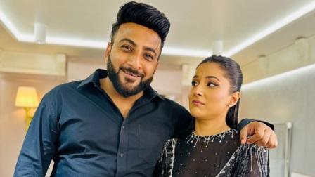 Shehbaz Badesha Father Santokh Singh Sukh Enter in Bigg Boss 19