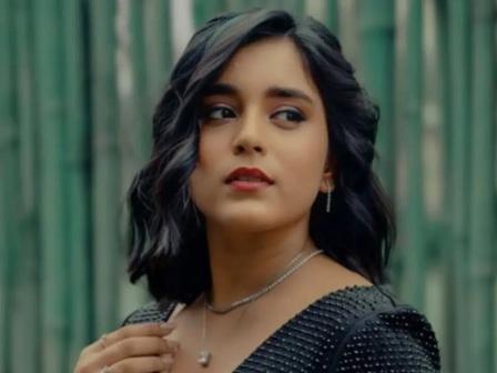 Sumbul Touqeer Khan on Itti Si Khushi