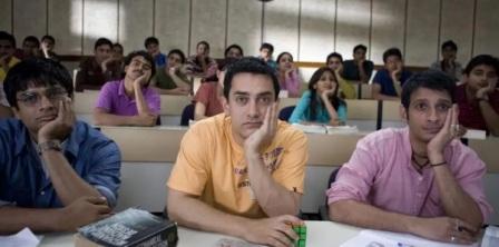 Aamir Khan Kareena Kapoor Madhavan Sharman Joshi Reunite After 15 Years for Rajkumar Hirani 3 Idiots 2