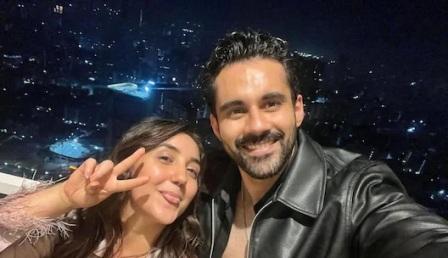 Abhishek Bajaj Ashnoor Kaur Reunion Steals the Spotlight in Bigg Boss 19 Finale