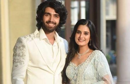 Jaane Anjaane Hum Mile Written updates Reet Stops Breathing Viren Panics